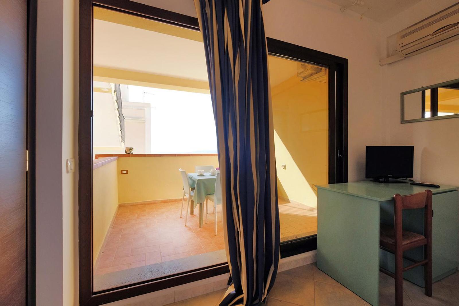 Su Nuraghe Hotel Sant'Anna Arresi Bagian luar foto