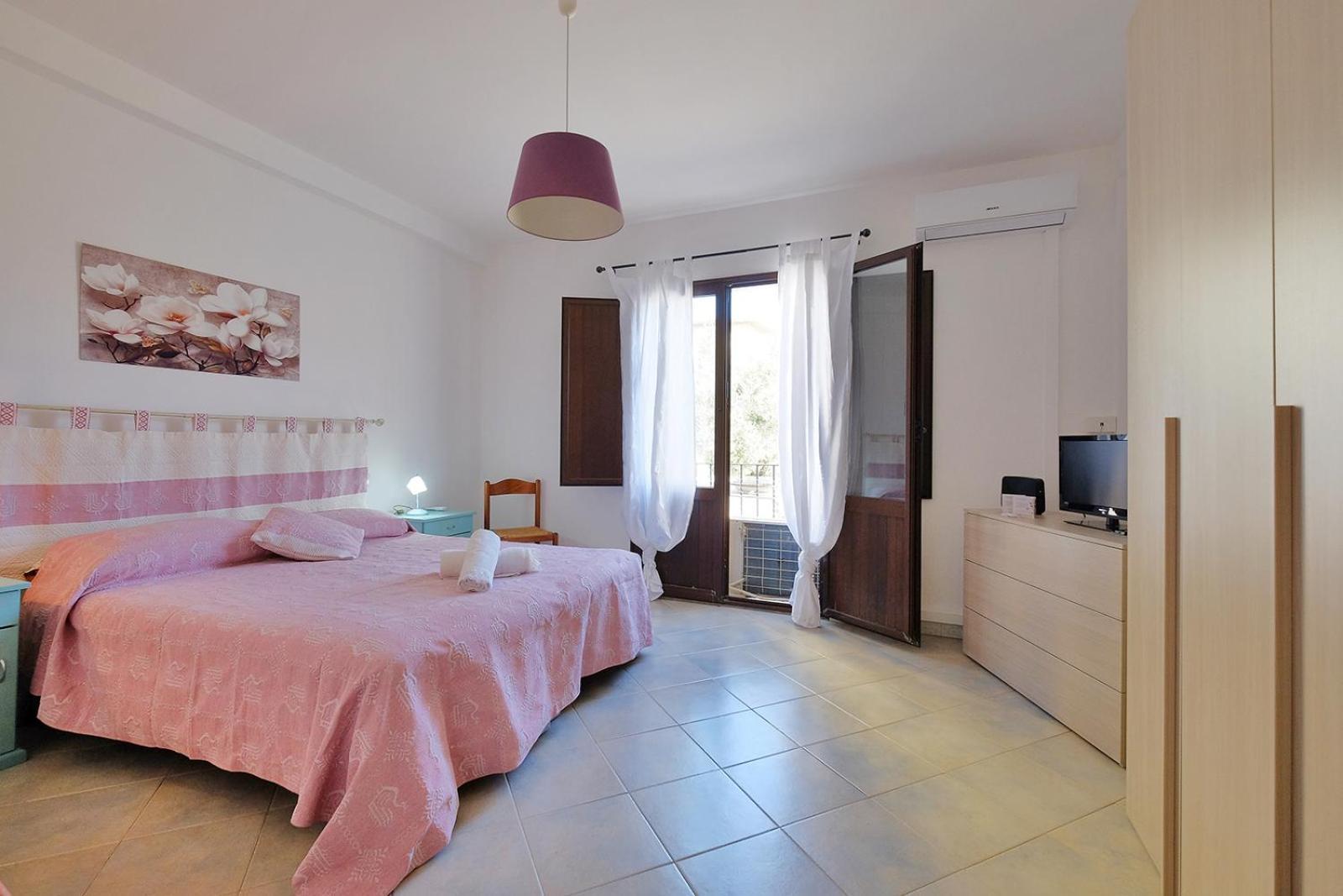 Su Nuraghe Hotel Sant'Anna Arresi Bagian luar foto