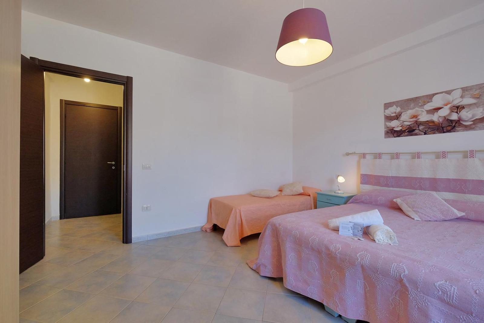 Su Nuraghe Hotel Sant'Anna Arresi Bagian luar foto