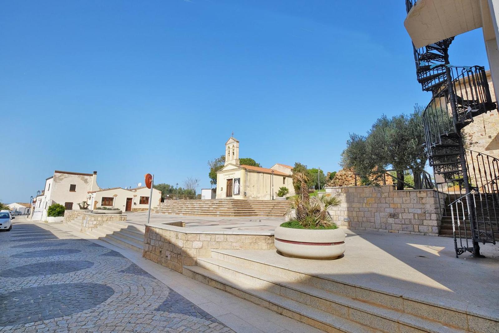 Su Nuraghe Hotel Sant'Anna Arresi Bagian luar foto
